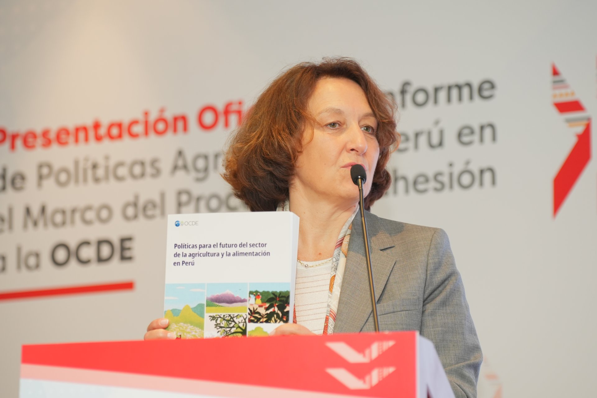 Perú presenta informe de la OCDE con recomendaciones para fortalecer el desarrollo agrario del país